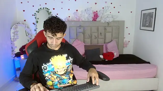 Caius fox online show from April 15, 11:27 am