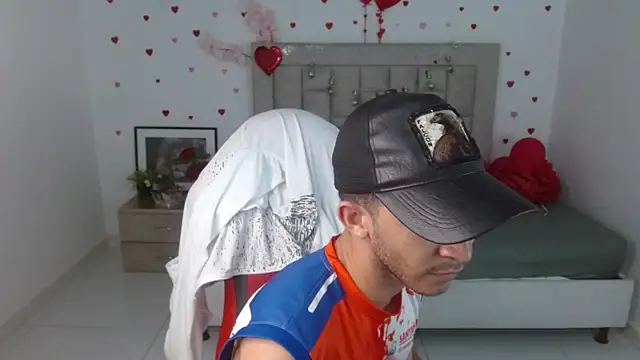 Snapshot of Caius_fox chatting on February 28, 11:10 am Caius fox online show from February 28, 11:10 am