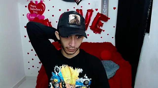 Snapshot of Caius_fox chatting on February 17, 11:18 am Caius fox online show from February 17, 11:18 am