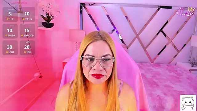 alicee  mature online show from July 19, 5:27 am