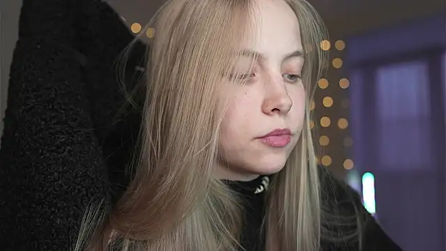 Appr0ved  online show from February 13, 3:01 pm