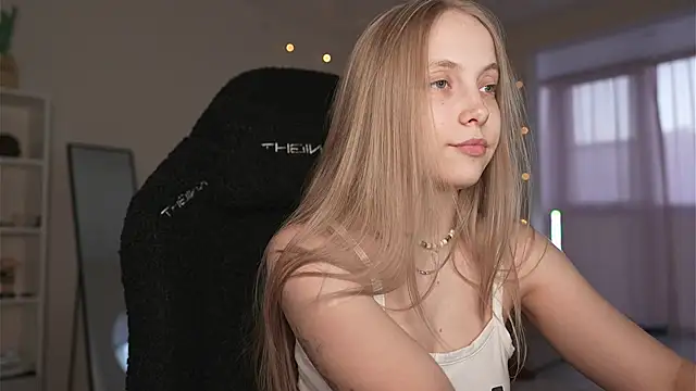 Appr0ved  online show from March 13, 4:01 pm