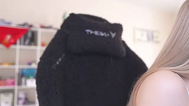 Appr0ved  online show from April 27, 3:10 pm