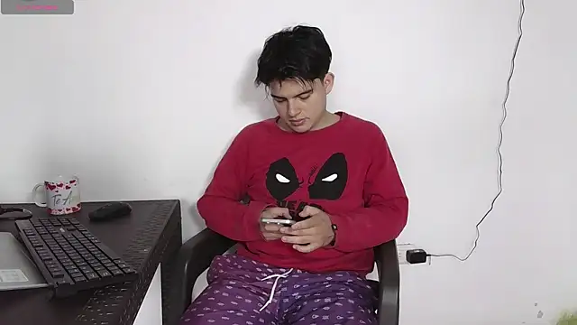 luisk200 online show from March 6, 2:12 pm