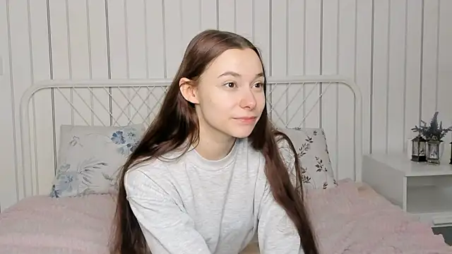 BuenaSchmaling online show from March 4, 9:00 pm