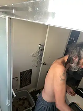 DaddyScorpio78 online show from April 3, 5:52 pm