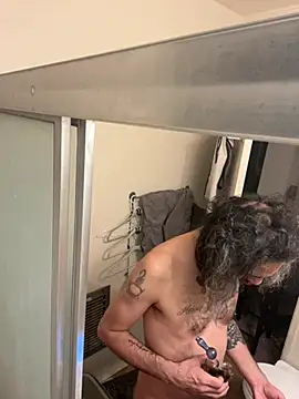 DaddyScorpio78 online show from April 5, 7:04 am