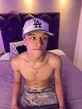 Dominik Souza online show from April 12, 7:17 pm