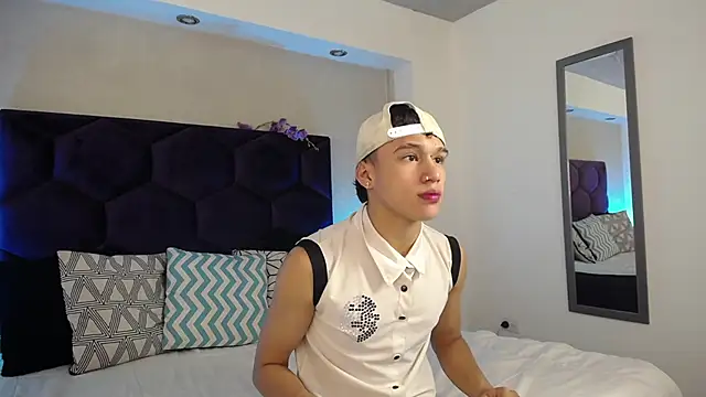 Dominik Souza online show from March 12, 6:56 pm