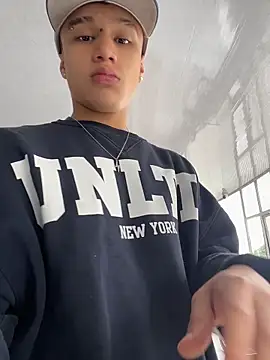 Dominik Souza online show from April 7, 6:54 pm