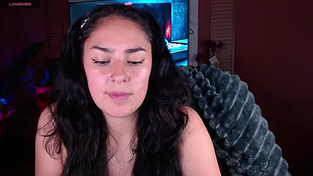 Snapshot of Iris_colette chatting on May 20, 1:02 am Iris colette online show from May 20, 1:02 am