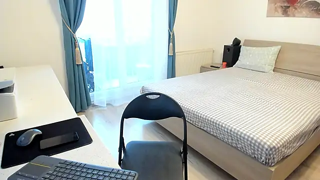 rickysun online show from April 3, 7:37 am