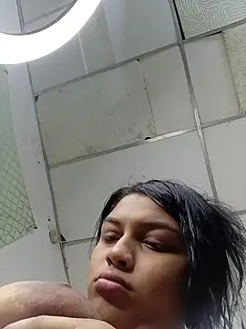 Snapshot of angela_sex_x chatting on February 12, 12:43 am angela sex x online show from February 12, 12:43 am