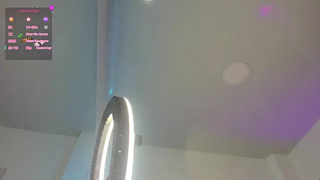 Snapshot of Isabella_Moon9 chatting on May 26, 11:30 am Isabella Moon9 online show from May 26, 11:30 am