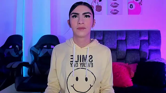 Isabella Moon9 online show from April 7, 12:29 pm