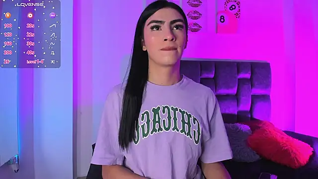 Isabella Moon9 online show from April 4, 1:06 pm