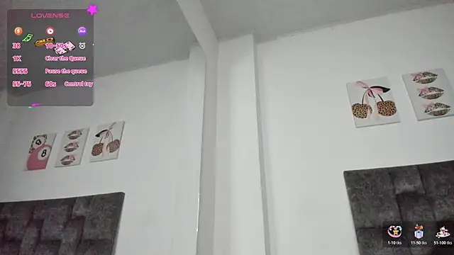 Snapshot of Isabella_Moon9 chatting on June 2, 11:43 am Isabella Moon9 online show from June 2, 11:43 am