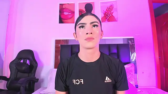 Isabella Moon9 online show from March 31, 11:56 am