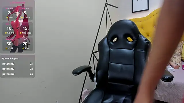 Tiara Latina online show from March 7, 11:43 pm