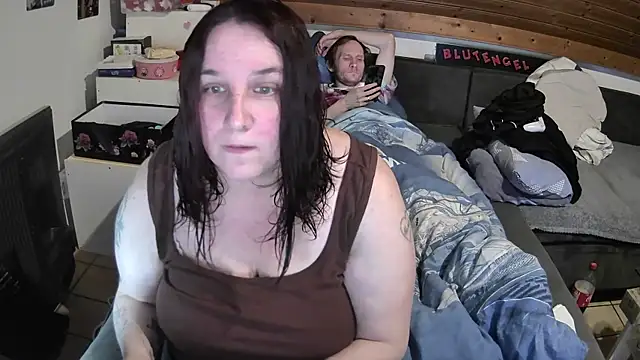 Snapshot of Blutengel_42 chatting on February 22, 2:30 pm Blutengel 42 online show from February 22, 2:30 pm