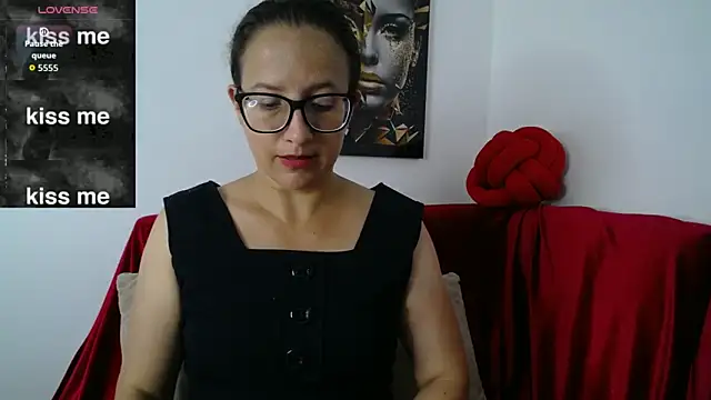 Snapshot of sara_marrisson chatting on May 29, 8:48 pm sara marrisson online show from May 29, 8:48 pm