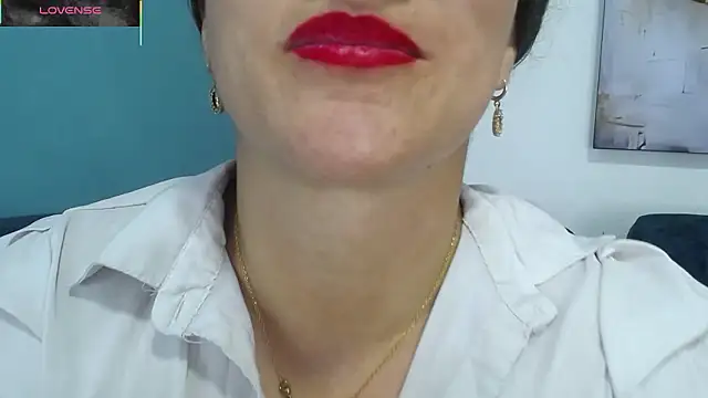 sara marrisson online show from March 3, 9:44 pm