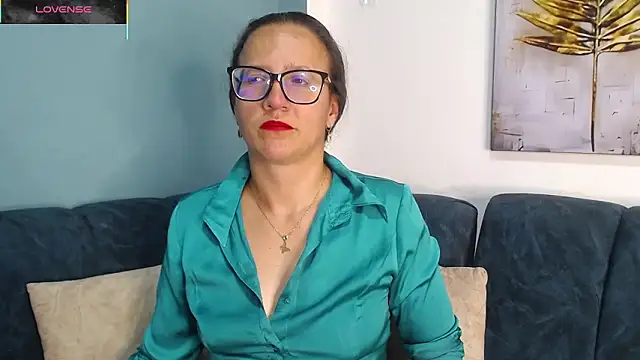 sara marrisson online show from February 26, 9:15 pm