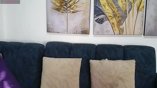 sara marrisson online show from March 15, 12:23 pm