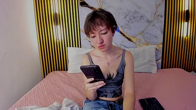 noha ns online show from February 10, 9:58 pm