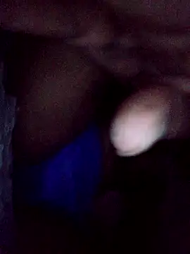 Snapshot of negrim10 chatting on February 24, 4:02 am negrim10 online show from February 24, 4:02 am