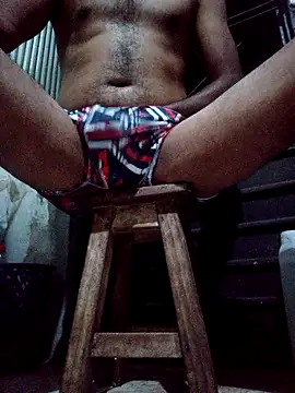 Snapshot of negrim10 chatting on February 26, 6:13 am negrim10 online show from February 26, 6:13 am