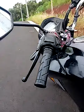 Snapshot of negrim10 chatting on February 25, 12:38 pm negrim10 online show from February 25, 12:38 pm