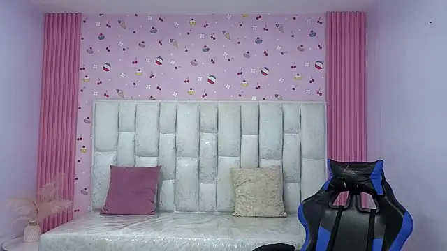 sarita 09 s online show from May 27, 8:16 pm