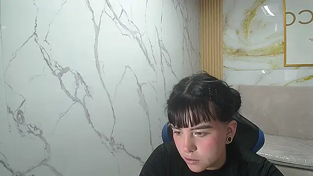 sarita 09 s online show from April 22, 8:37 pm