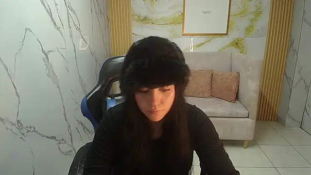 sarita 09 s online show from April 21, 9:10 pm