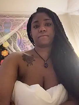 Snapshot of Ebonythroat777 chatting on May 31, 8:20 am Ebonythroat777 online show from May 31, 8:20 am