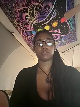Ebonythroat777 online show from April 7, 11:39 pm