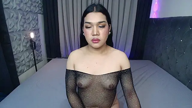 Avery West online show from March 16, 11:51 pm