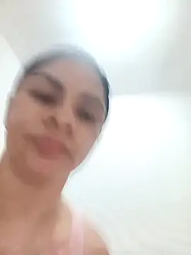 luna pinky online show from March 11, 2:33 pm