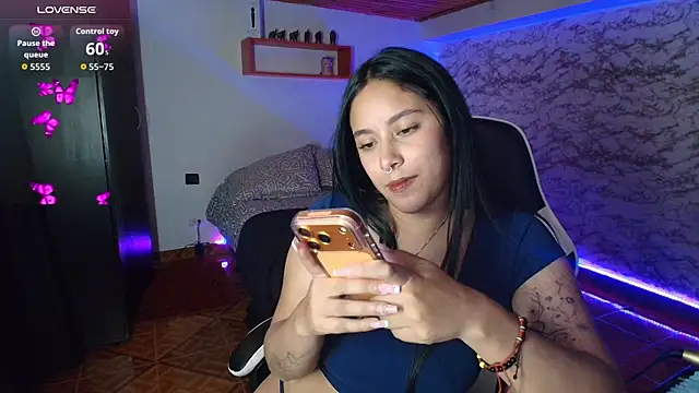 Camila IRoose online show from July 14, 10:05 pm