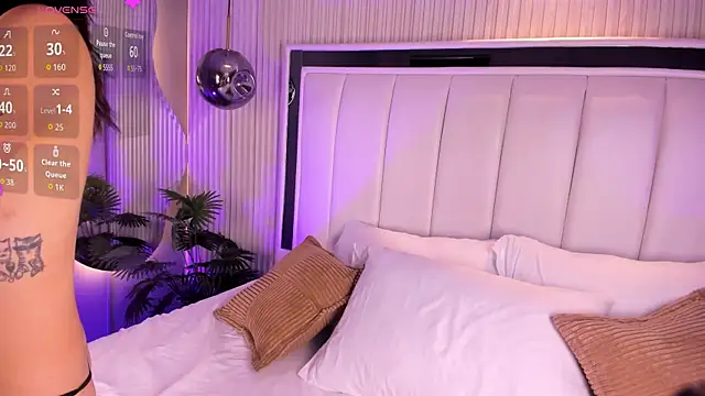 ViolettaColinss online show from March 31, 11:34 am