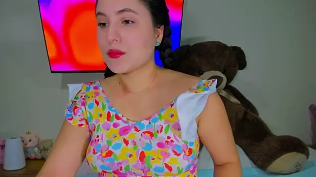 Alessandra 01 online show from June 20, 9:14 am