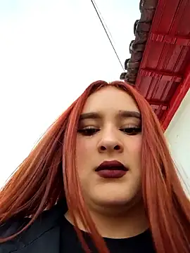 Snapshot of katty_42 chatting on February 5, 9:43 pm katty 42 online show from February 5, 9:43 pm