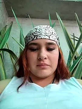 Snapshot of katty_42 chatting on February 19, 7:33 pm katty 42 online show from February 19, 7:33 pm