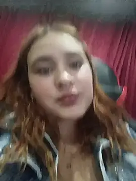 Snapshot of katty_42 chatting on July 14, 2:05 am katty 42 online show from July 14, 2:05 am