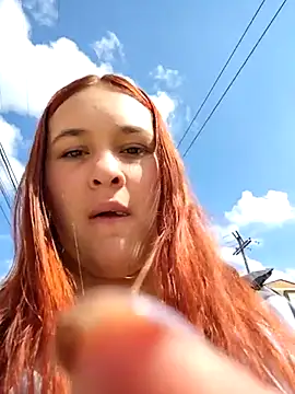 Snapshot of katty_42 chatting on February 17, 7:44 pm katty 42 online show from February 17, 7:44 pm