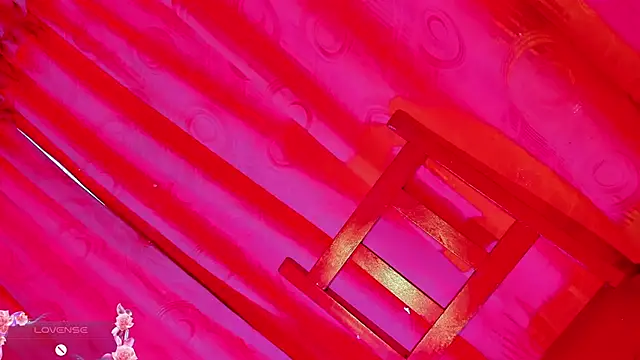 Snapshot of zoe_rous2 chatting on March 1, 1:55 pm zoe rous2 online show from March 1, 1:55 pm