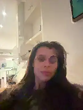 houseofnova online show from June 26, 9:31 pm