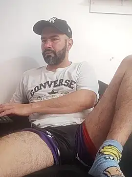 hairyandbigmann online show from February 2, 3:22 pm