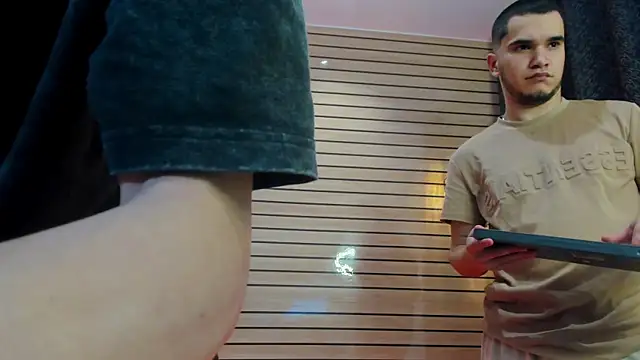 TheBatMansion online show from April 17, 3:09 am